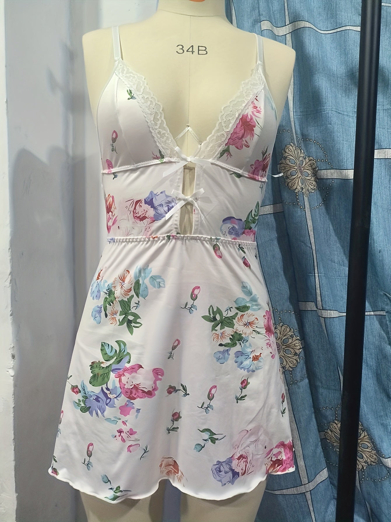 HRZN Sensual Women's Floral Print Slip Nightdress, Sexy Deep V Hollow Out Lace Trim Sleep Dress.